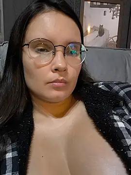 gatinhaagaucha online show from June 17, 2026, 3:42 am
