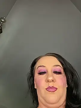 CreamVixen online show from June 15, 2026, 8:00 pm