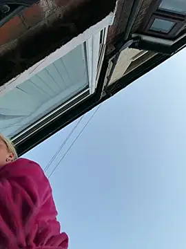 Snapshot of naughtygirl6989 chatting on July 8, 2026, 9:19 pm naughtygirl6989 online show from July 8, 2026, 9:19 pm
