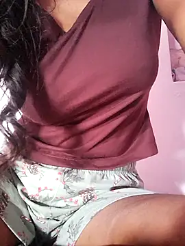 Snapshot of Miss_Inayat chatting on May 28, 2026, 10:56 am Miss Inayat online show from May 28, 2026, 10:56 am