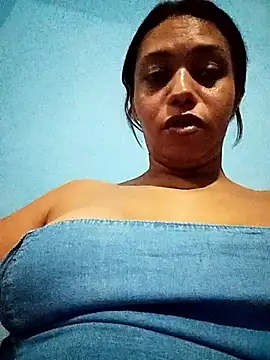 Snapshot of kikitavc chatting on May 29, 2026, 12:52 am kikitavc online show from May 29, 2026, 12:52 am