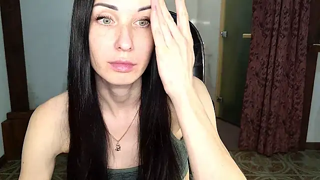 Snapshot of BouncySweety chatting on November 21, 2025, 6:17 pm BouncySweety online show from November 21, 2025, 6:17 pm