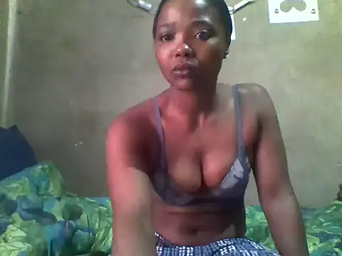 mommysmiley1234 online show from May 28, 2026, 9:39 am