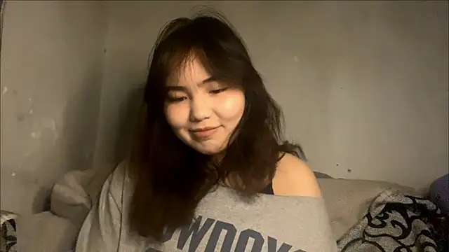 Molly Teddy online show from May 30, 2026, 7:44 pm