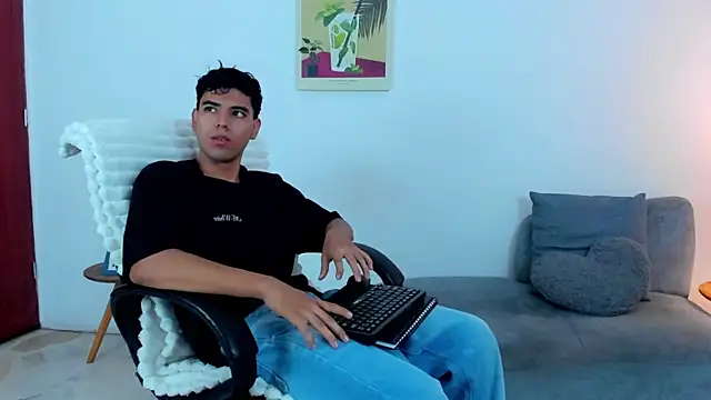 Damian Rodriiguez online show from May 27, 2026, 12:24 pm