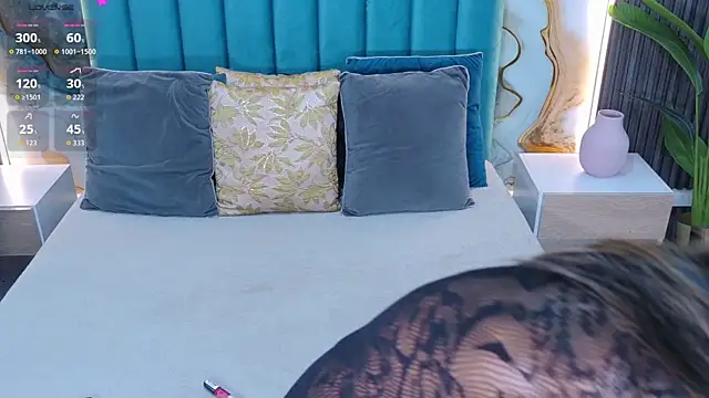 Velvet--Carter online show from June 17, 2026, 7:48 pm