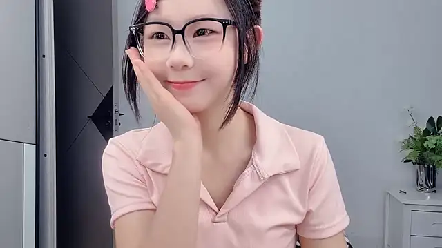Snapshot of Rose_love69 chatting on July 5, 2026, 3:56 am Rose love69 online show from July 5, 2026, 3:56 am