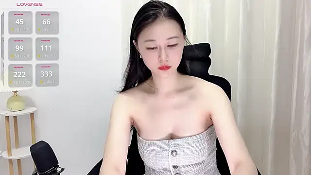 Punsellze online show from July 16, 2026, 2:17 am
