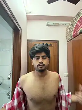 funwithchinuu online show from May 28, 2026, 1:58 am