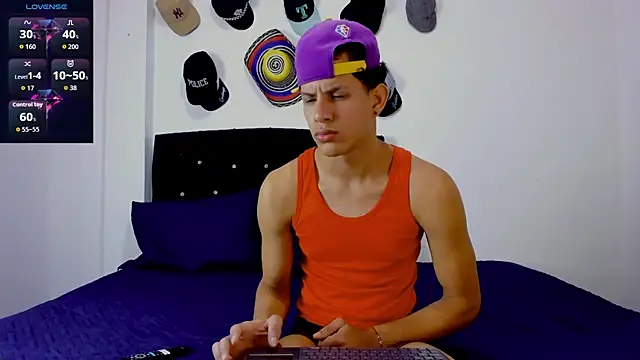 theo bigcock  online show from July 8, 2026, 6:56 pm
