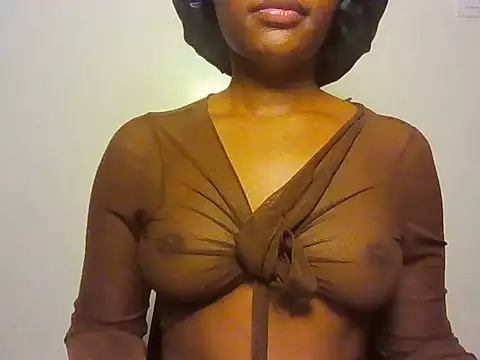 DivineDollx online show from July 12, 2026, 8:22 pm