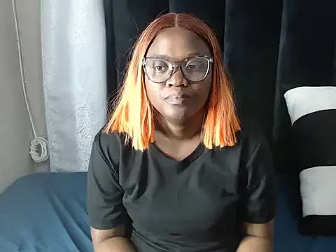 Softpussydiva online show from May 29, 2026, 6:28 pm
