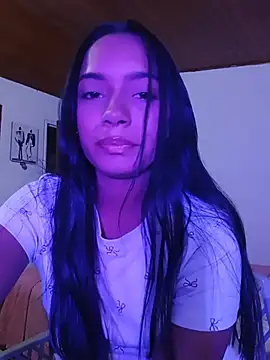 Snapshot of xcleila chatting on June 26, 2026, 3:00 am xcleila online show from June 26, 2026, 3:00 am