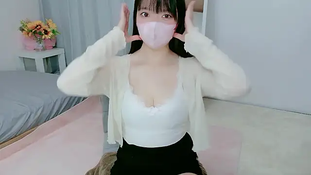 Hikari  o00 online show from June 22, 2026, 11:13 pm