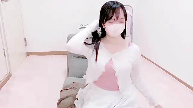 Hikari  o00 online show from July 14, 2026, 1:08 am