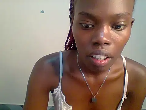 Snapshot of Sweet_quincy chatting on July 10, 2026, 6:32 pm Sweet quincy online show from July 10, 2026, 6:32 pm