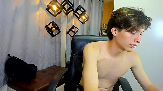 Marcoviolet online show from June 19, 2026, 7:39 pm