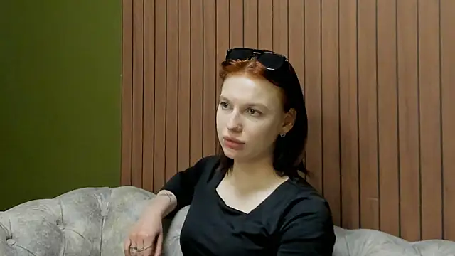 Nora Finch online show from May 28, 2026, 12:02 pm