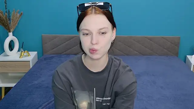 Nora Finch online show from June 12, 2026, 10:14 am