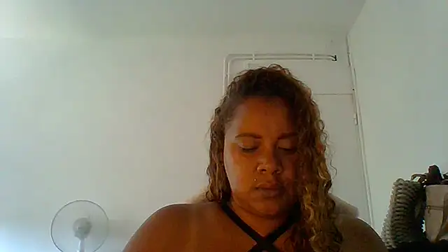 DOMINATRICESANDRA online show from July 7, 2026, 7:23 am