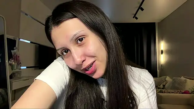 Alicekitty67 online show from June 30, 2026, 2:07 pm