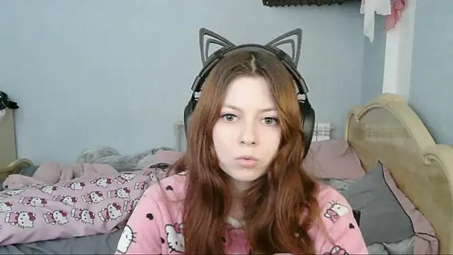 AlessiaViolet online show from June 27, 2026, 12:22 pm