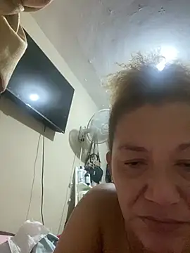 Snapshot of rosanna78322 chatting on June 12, 2026, 3:33 pm rosanna78322 online show from June 12, 2026, 3:33 pm