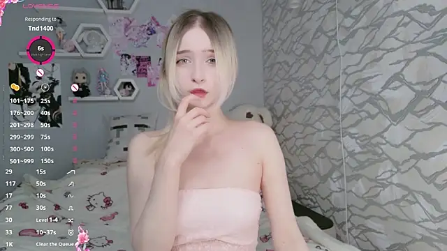 Snapshot of meganami chatting on June 5, 2026, 1:17 pm meganami online show from June 5, 2026, 1:17 pm
