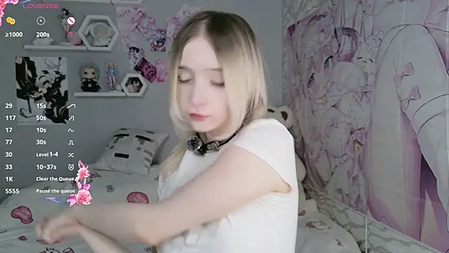 Snapshot of meganami chatting on June 14, 2026, 3:03 pm meganami online show from June 14, 2026, 3:03 pm