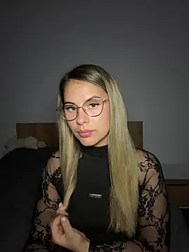 Snapshot of NickyWilde chatting on June 23, 2026, 5:22 pm NickyWilde online show from June 23, 2026, 5:22 pm