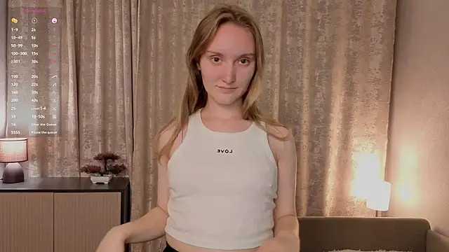 JenevaLitalien online show from June 19, 2026, 6:12 pm