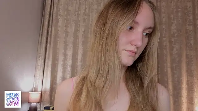 JenevaLitalien online show from June 29, 2026, 6:08 pm