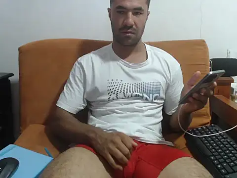 Hzorro1 online show from July 5, 2026, 6:37 pm