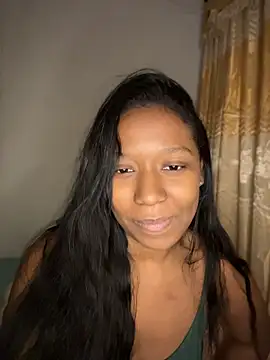 chell iivy online show from August 5, 2026, 4:15 am