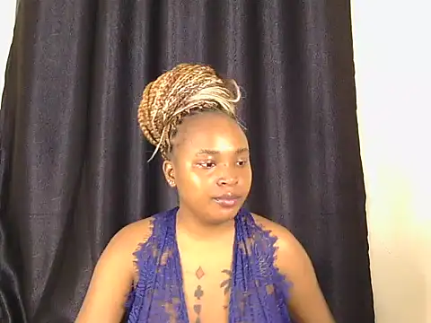 Snapshot of milkhanriieter chatting on July 17, 2026, 1:01 am milkhanriieter online show from July 17, 2026, 1:01 am
