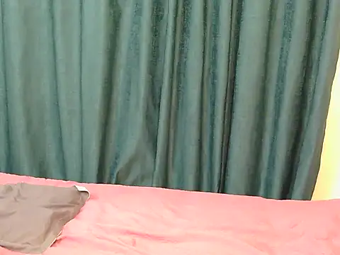 Snapshot of Nicole_ness chatting on June 10, 2026, 11:53 am Nicole ness online show from June 10, 2026, 11:53 am