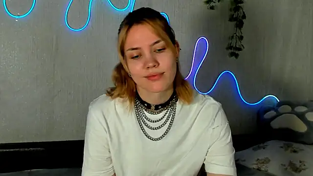 Milena Stasym online show from July 3, 2026, 6:09 am