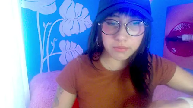 Snapshot of eli_doll chatting on July 4, 2026, 11:16 am eli doll online show from July 4, 2026, 11:16 am
