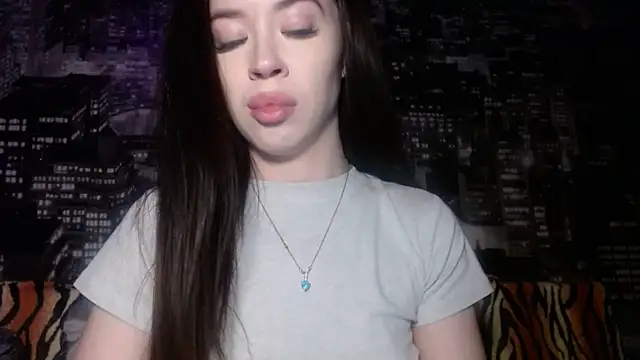 Snapshot of lu_dominationn chatting on June 5, 2026, 10:59 pm lu dominationn online show from June 5, 2026, 10:59 pm