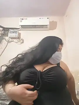simranjeet kaur69 online show from June 14, 2026, 11:12 am
