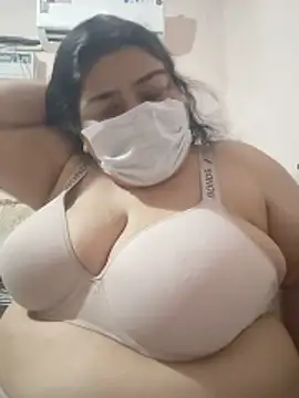 simranjeet kaur69 online show from June 19, 2026, 10:52 am