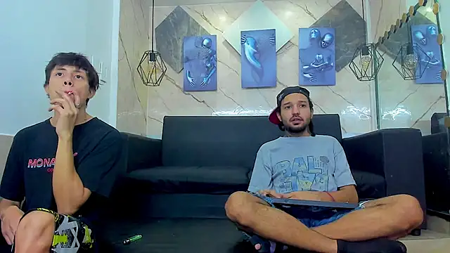 Maxx hot26 online show from July 3, 2026, 7:09 pm