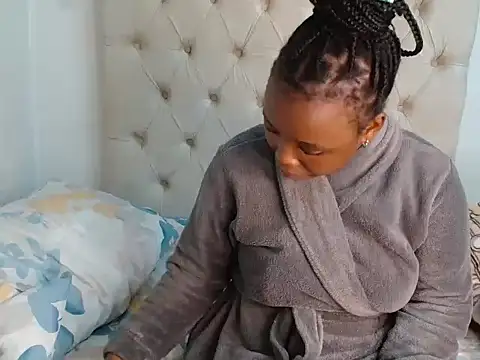 Lihle 00 online show from June 11, 2026, 6:33 am