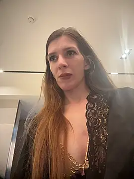 MissAndKiss online show from May 31, 2026, 5:31 pm