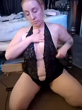 Emiliexx x online show from July 12, 2026, 8:44 pm