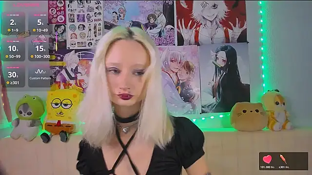 Katia Nabiee online show from July 6, 2026, 4:31 am