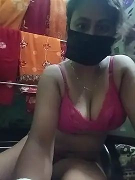 Sayanichatterjee024 online show from June 12, 2026, 7:35 pm