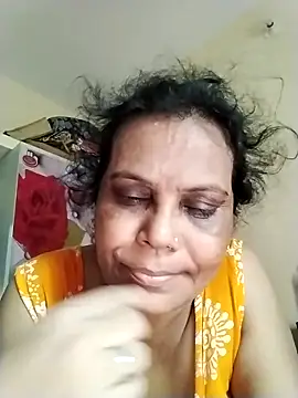 Snapshot of chatterjeesayani567 chatting on June 5, 2026, 7:03 am chatterjeesayani567 online show from June 5, 2026, 7:03 am