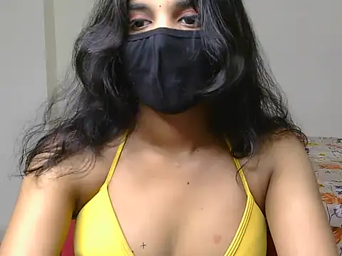 hii-tanisa online show from June 28, 2026, 5:13 am