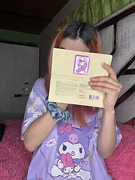 Nana-Komatsu online show from June 26, 2026, 6:18 am